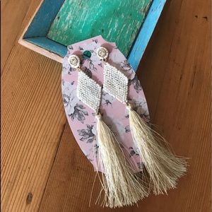 🍑 Stunning Beaded & Tassel Earrings